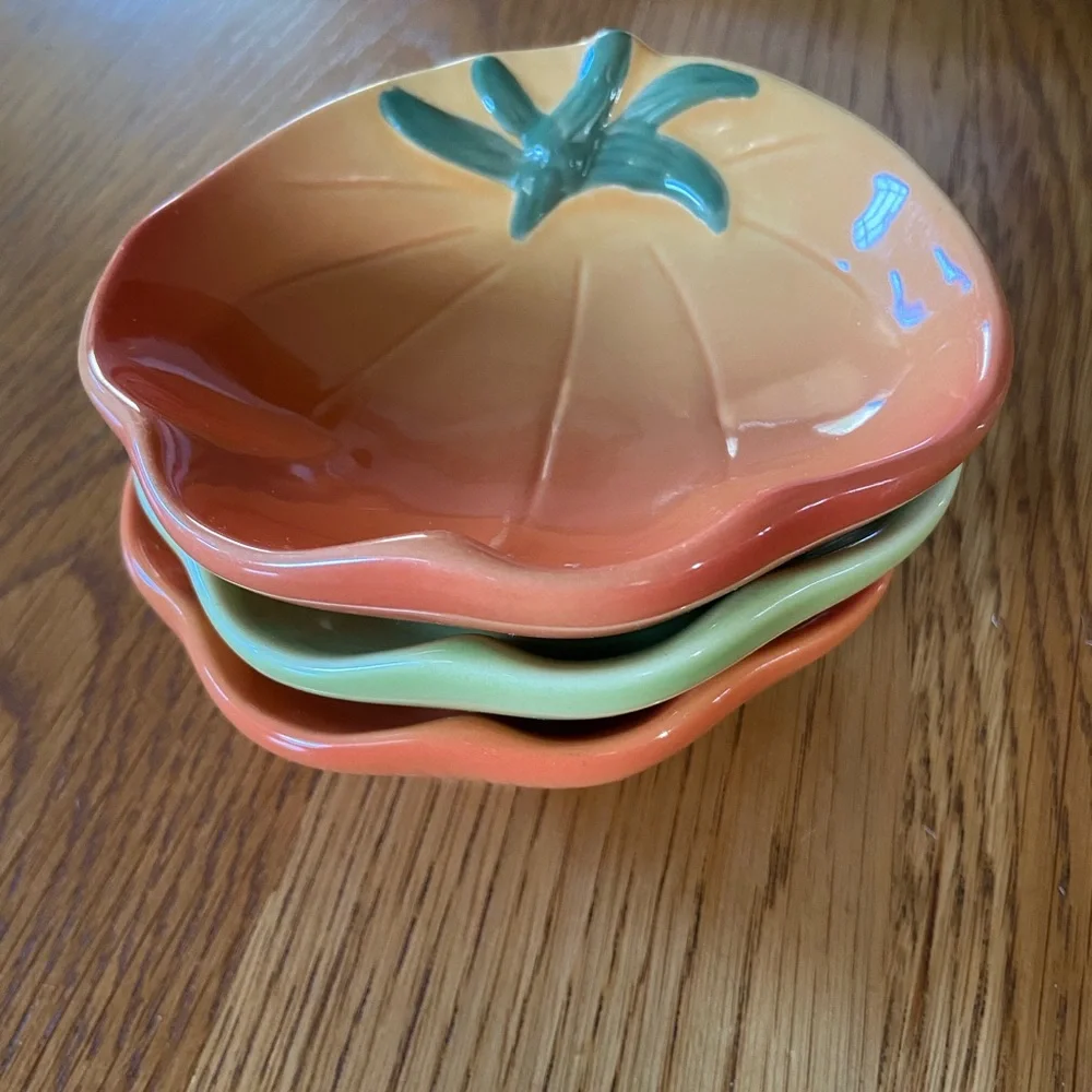 3 Williams Sonoma Ceramic Tomato Dishes